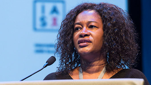 Nneka Nwokolo, en su intervención en HIV Glasgow. Créditos de la imagen: HIV Drug Therapy Glasgow 2016
